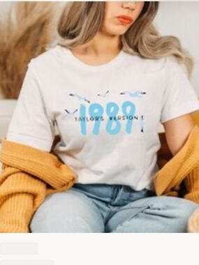 Blue 1989 Graphic Tee Y2K Aesthetic Pop Music Inspired Shirt